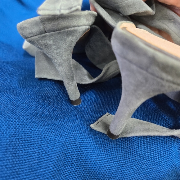 AD & Daughters Grey Suede Kitten Heel Ankle Tie Shoe 8 - Picture 6 of 13